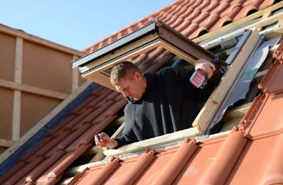 Pose de fenêtres de toit Velux à Bédée